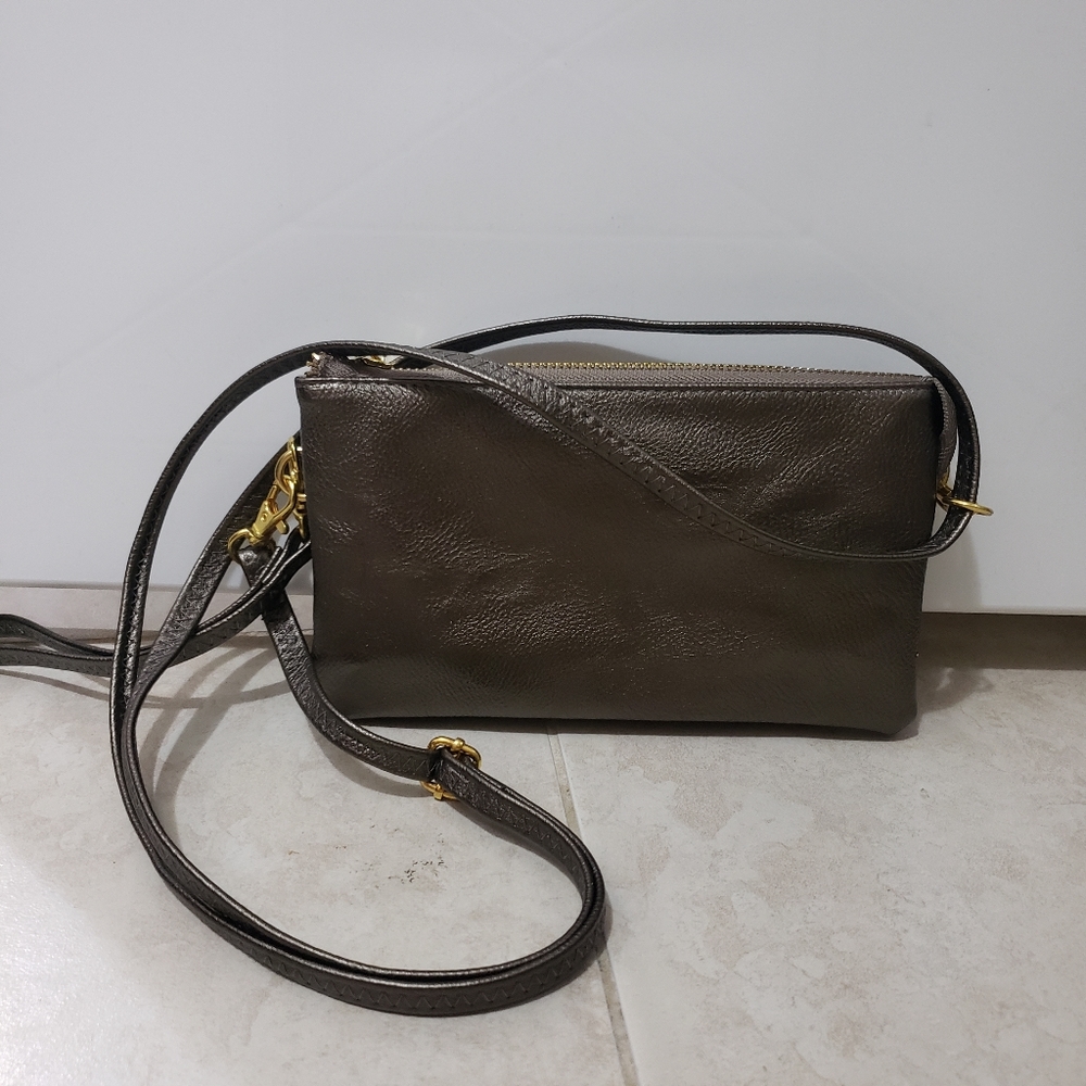 Shiny gray small shoulder bag